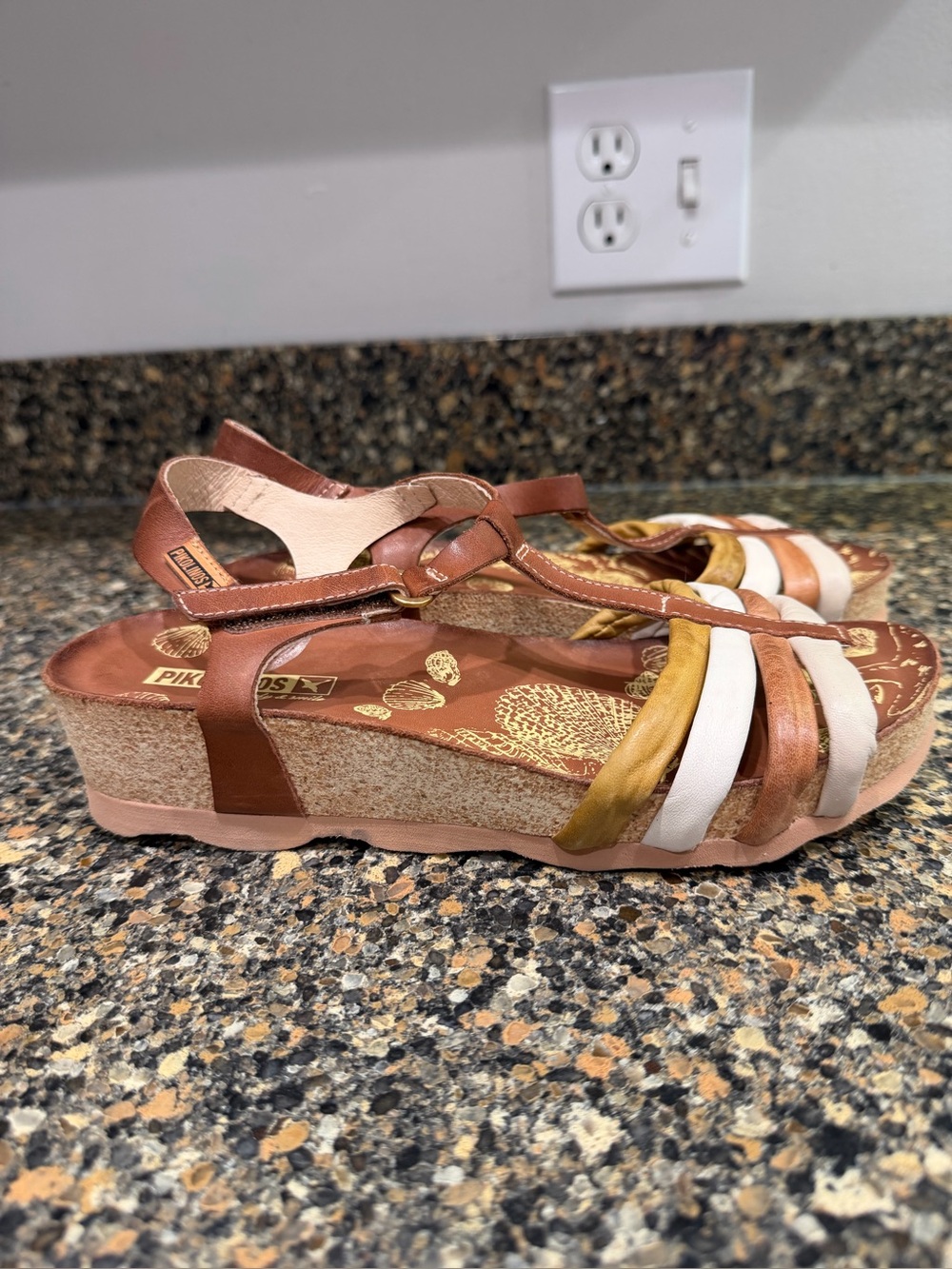 PIKOLINOS Brown Tan White Wedge Sandals 37